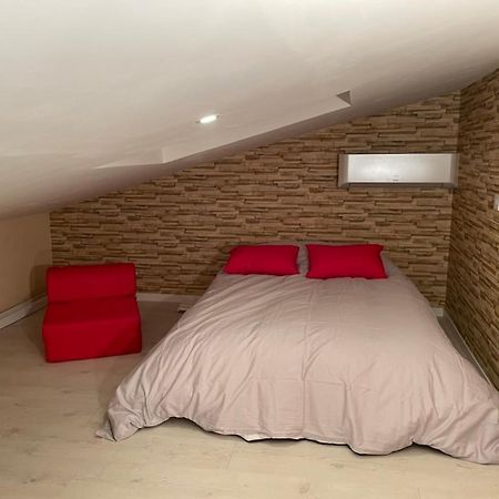Les Meubles De Lassou Gite Lombers Екстер'єр фото