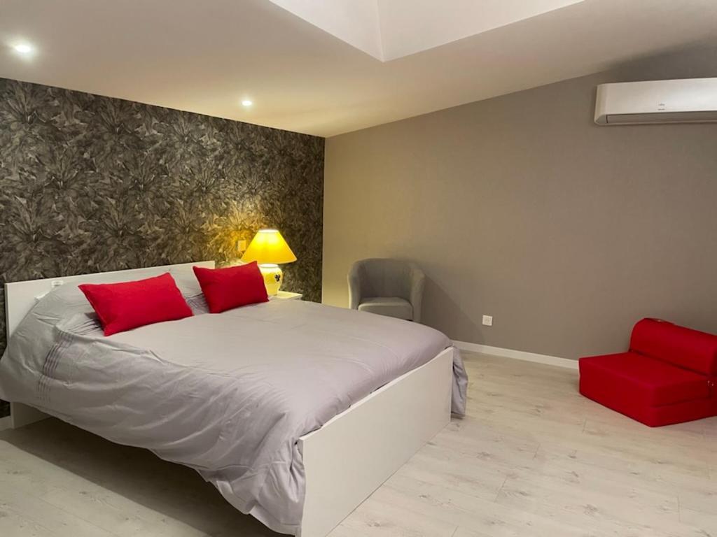 Les Meubles De Lassou Gite Lombers Екстер'єр фото